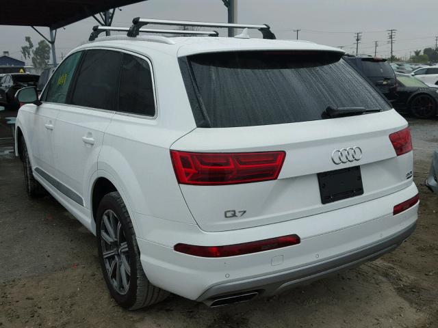 WA1LAAF70HD026486 - 2017 AUDI Q7 PREMIUM WHITE photo 3