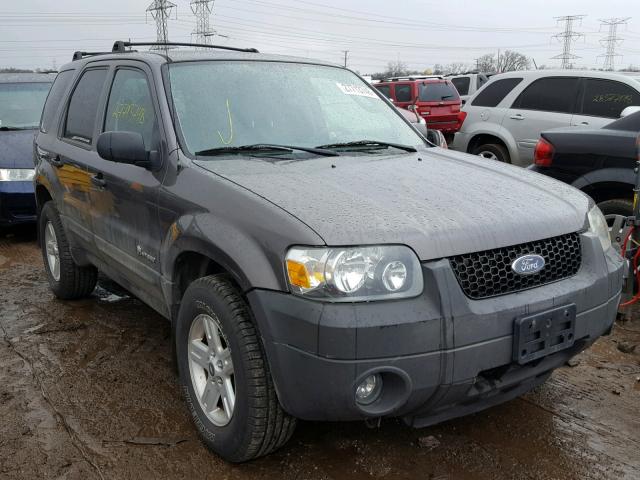 1FMYU96H05KE01449 - 2005 FORD ESCAPE HEV GRAY photo 1