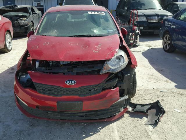 KNADM4A34H6071438 - 2017 KIA RIO LX Կարմիր լուսանկար 9