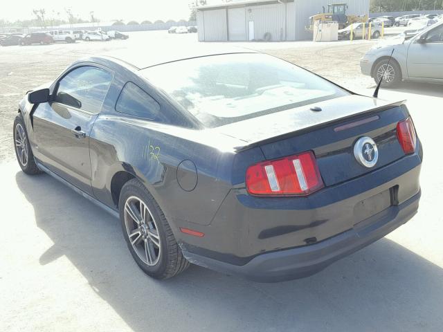 1ZVBP8AN3A5170030 - 2010 FORD MUSTANG BLACK photo 3