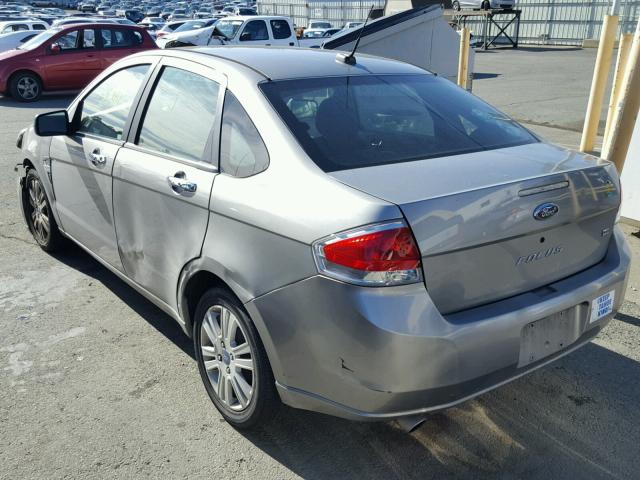 1FAHP35N38W239089 - 2008 FORD FOCUS SE GRAY photo 3