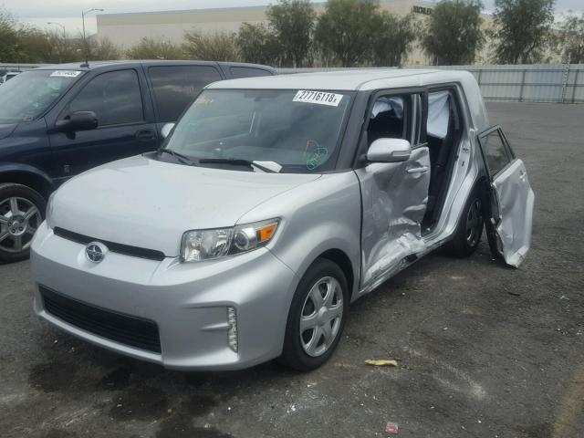 JTLZE4FE1FJ073971 - 2015 TOYOTA SCION XB SILVER photo 2
