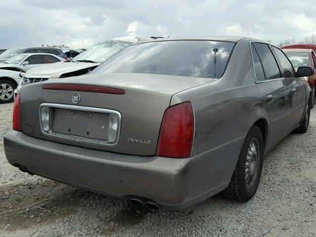 1G6KD54YX2U181942 - 2002 CADILLAC DEVILLE BROWN photo 4