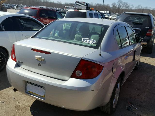 1G1AK52F357671103 - 2005 CHEVROLET COBALT SILVER photo 4