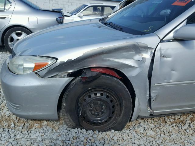 4T1BE32K24U808760 - 2004 TOYOTA CAMRY LE SILVER photo 9