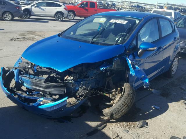 3FADP4EJ1DM142615 - 2013 FORD FIESTA SE BLUE photo 2