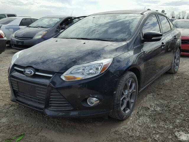 1FADP3F25EL389995 - 2014 FORD FOCUS SE BLACK photo 2