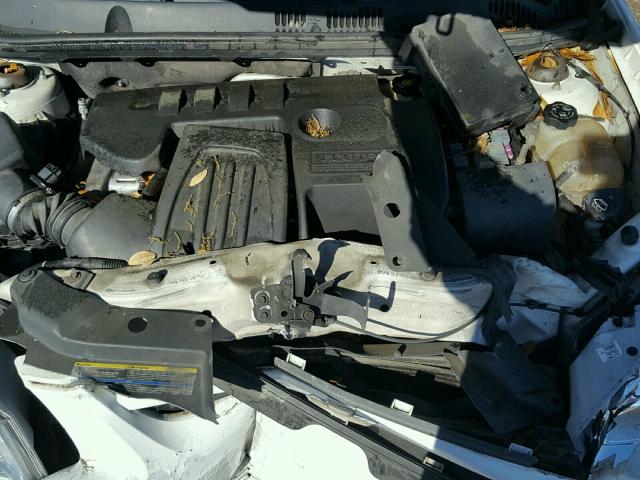 1G1AK52F357632785 - 2005 CHEVROLET COBALT WHITE photo 7