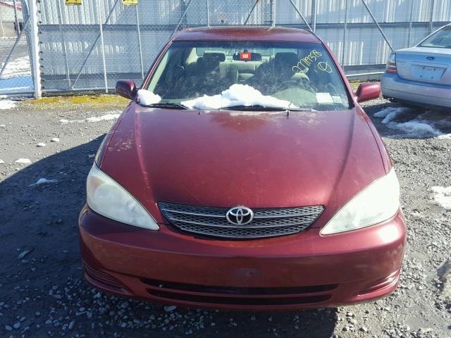 4T1BE32K02U068168 - 2002 TOYOTA CAMRY LE BURGUNDY photo 9