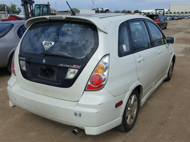 JS2RC61H555303863 - 2005 SUZUKI AERIO SX WHITE photo 4