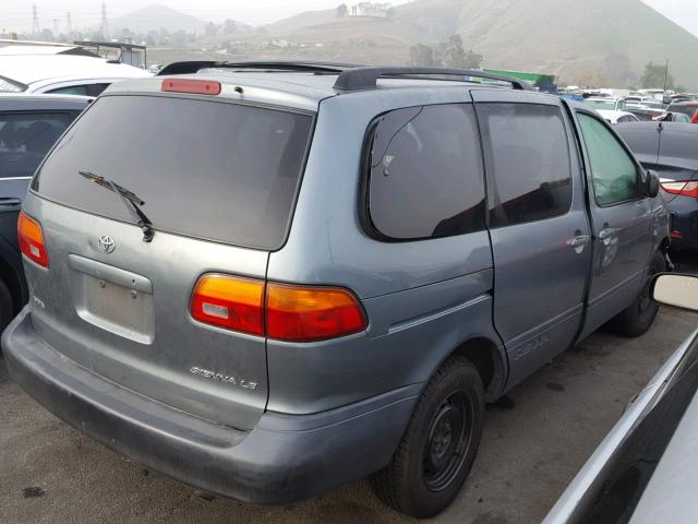 4T3ZF13C6YU255146 - 2000 TOYOTA SIENNA LE SILVER photo 4