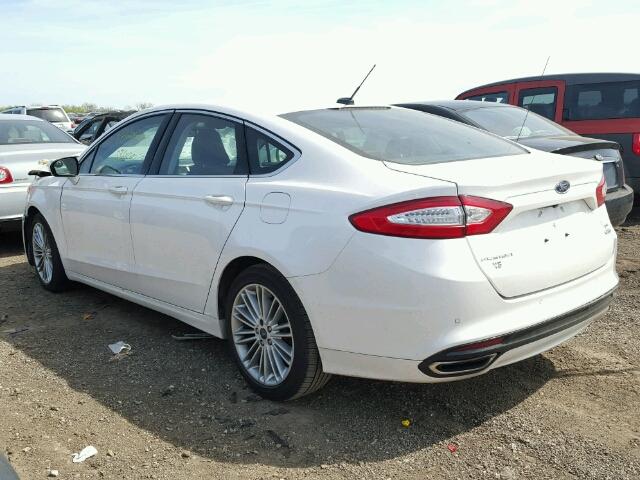 3FA6P0H92GR125039 - 2016 FORD FUSION SE WHITE photo 3