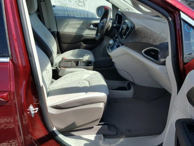 2C4RC1BG7HR660424 - 2017 CHRYSLER PACIFICA T BURGUNDY photo 5