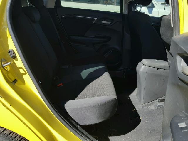 JHMGK5H53GX016747 - 2016 HONDA FIT LX Jaune photo 6