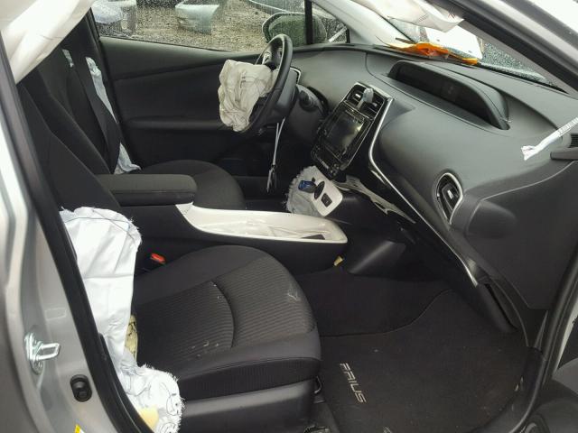 JTDKARFU9G3505001 - 2016 TOYOTA PRIUS SILVER photo 5