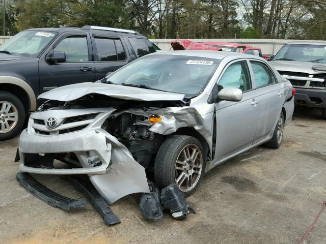 2T1BU4EE8DC959795 - 2013 TOYOTA COROLLA BA SILVER photo 2