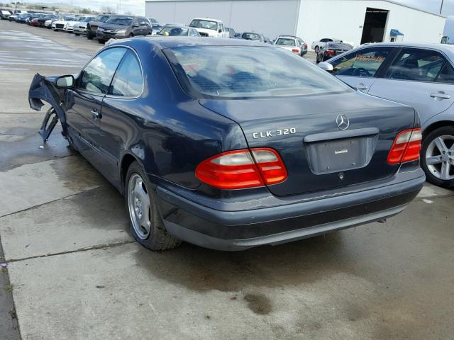 WDBLJ65G6XF047736 - 1999 MERCEDES-BENZ CLK 320 BLUE photo 3