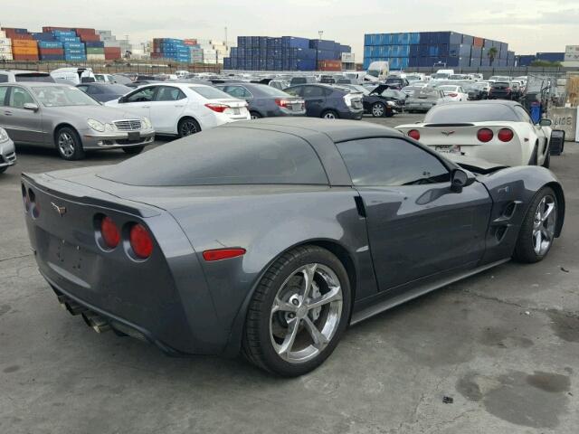 1G1YN2DT9A5800975 - 2010 CHEVROLET CORVETTE Z GRAY photo 4