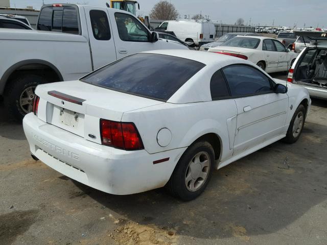 1FAFP4041XF129779 - 1999 FORD MUSTANG WHITE photo 4