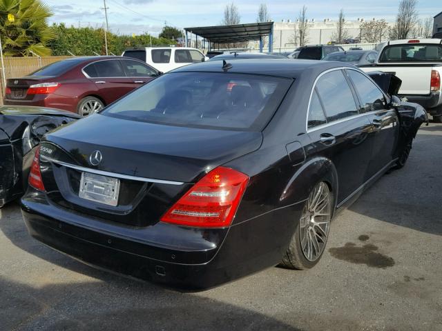 WDDNG71X38A227846 - 2008 MERCEDES-BENZ S 550 BLACK photo 4