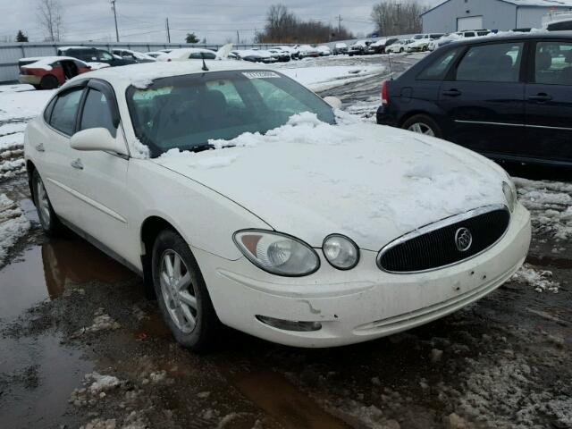 2G4WC532451278824 - 2005 BUICK LACROSSE C WHITE photo 1