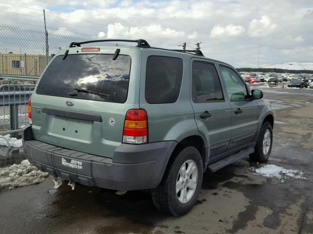 1FMCU93155DA03532 - 2005 FORD ESCAPE XLT GREEN photo 4