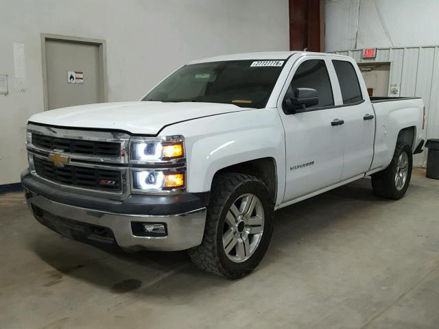 1GCRCPEC5EZ212079 - 2014 CHEVROLET SILVERADO WHITE photo 2