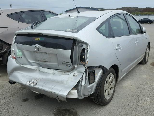 JTDKB20U677603862 - 2007 TOYOTA PRIUS SILVER photo 4