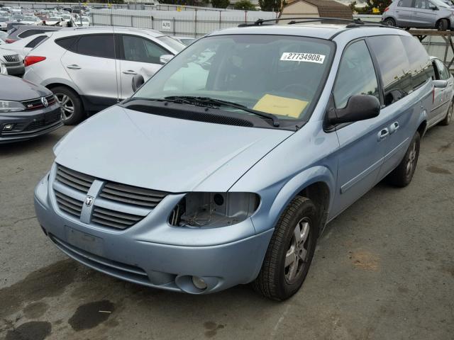 2D4GP44L75R290727 - 2005 DODGE GRAND CARA BLUE photo 2