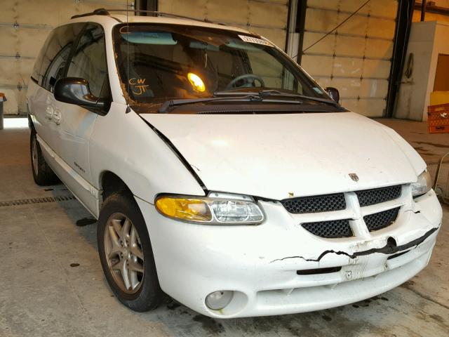 2B4GP45G6YR715192 - 2000 DODGE CARAVAN SE WHITE photo 1