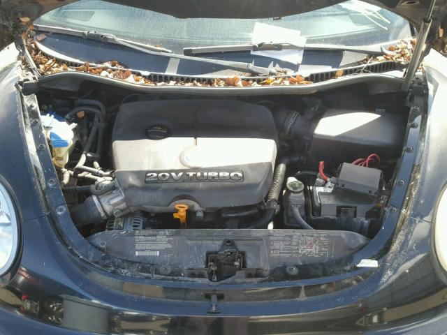 3VWDD21C03M439191 - 2003 VOLKSWAGEN NEW BEETLE 黑色 照片 7