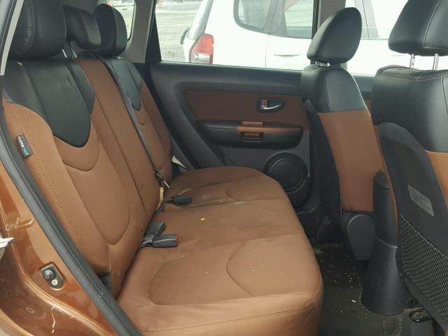 KNDJT2A6XC7425487 - 2012 KIA SOUL + BROWN photo 6
