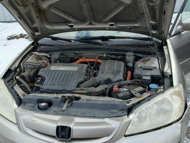 JHMES966X4S017719 - 2004 HONDA CIVIC HYBR SILVER photo 7