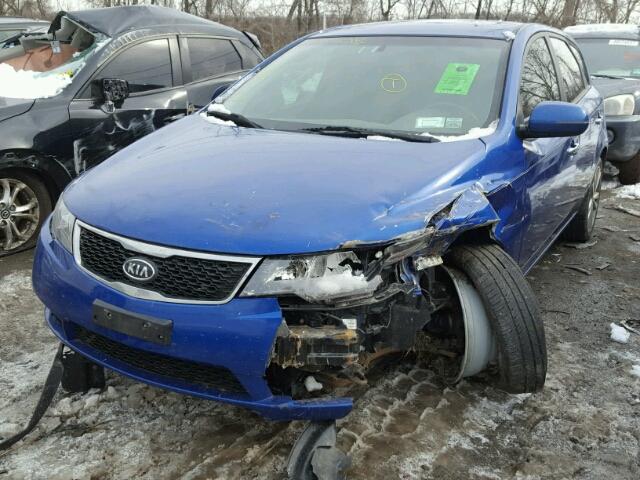 KNAFW5A34B5434875 - 2011 KIA FORTE SX BLUE photo 2