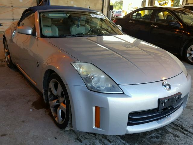 JN1AZ36A56M451845 - 2006 NISSAN 350Z ROADS SILVER photo 1