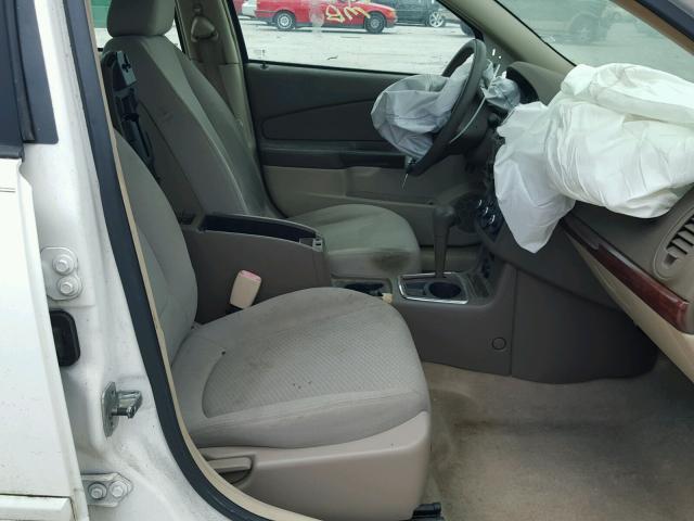 1G1ZS53F76F181983 - 2006 CHEVROLET MALIBU LS WHITE photo 5