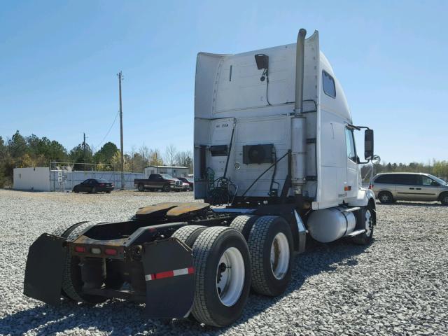 4V4NC9GH58N462831 - 2008 VOLVO VN VNL WHITE photo 4