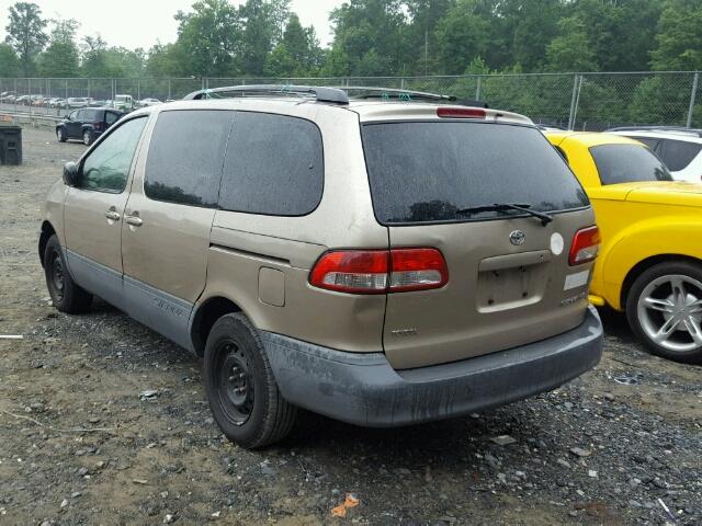 4T3ZF13C82U444839 - 2002 TOYOTA SIENNA LE GOLD photo 3