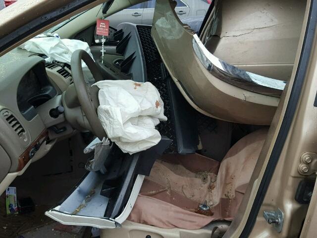 1G1ZT528X5F104586 - 2005 CHEVROLET MALIBU LS ოქროსფერი ფოტო 5