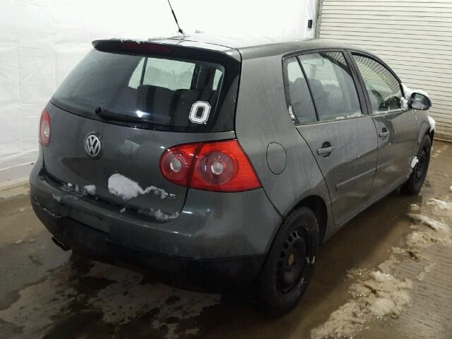 WVWDS71K37W079966 - 2007 VOLKSWAGEN RABBIT GRAY photo 4