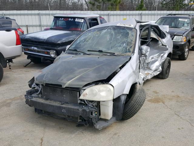 KL5JD56Z05K185695 - 2005 SUZUKI FORENZA S SILVER photo 2