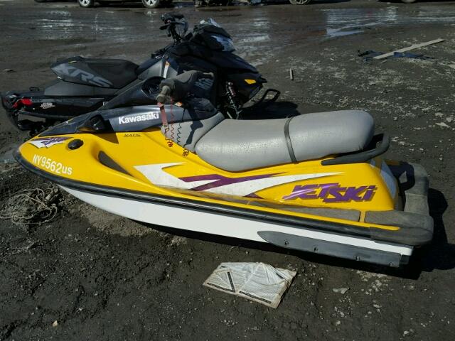 KAW33056G898 - 1998 KAWASAKI JETSKI YELLOW photo 10