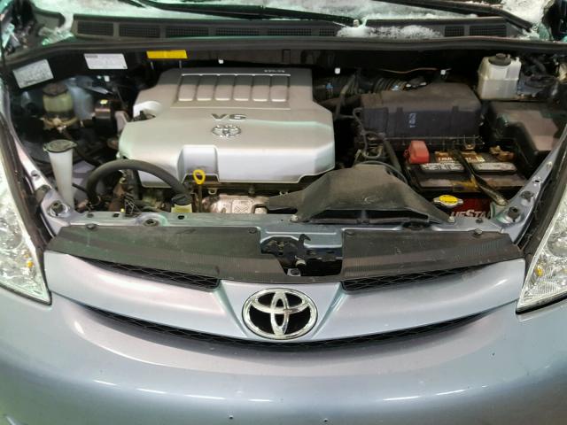 5TDYK4CC8AS338013 - 2010 TOYOTA SIENNA XLE BLUE photo 7