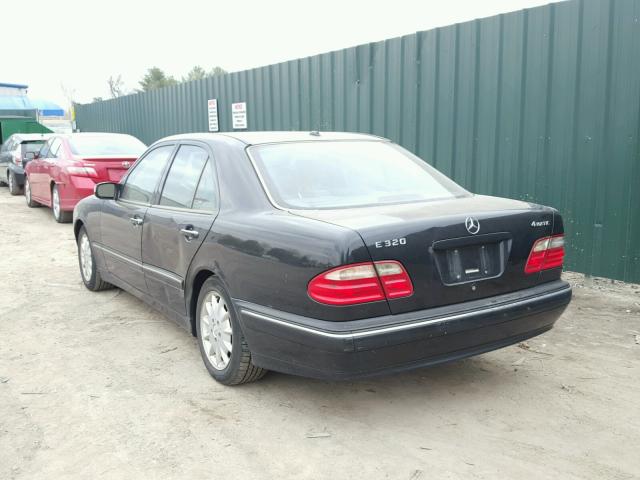 WDBJF82J0YX041091 - 2000 MERCEDES-BENZ E 320 4MAT BLACK photo 3