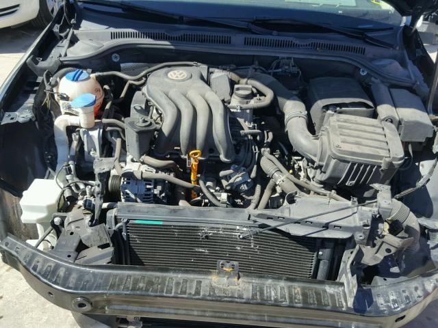 3VW2K7AJ8BM069048 - 2011 VOLKSWAGEN JETTA BASE 黑色 照片 7