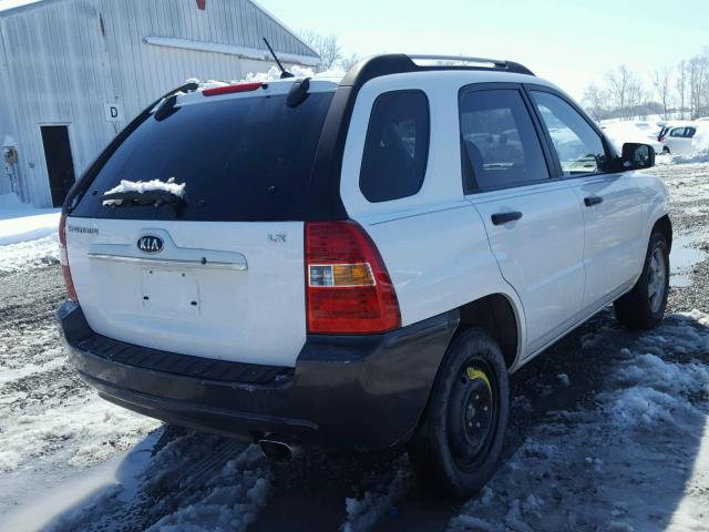 KNDJF724577342640 - 2007 KIA SPORTAGE L WHITE photo 4