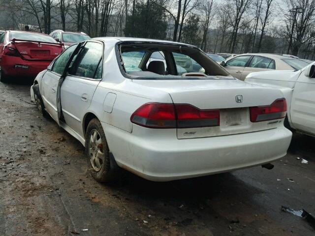 1HGCG56631A022055 - 2001 HONDA ACCORD EX WHITE photo 3