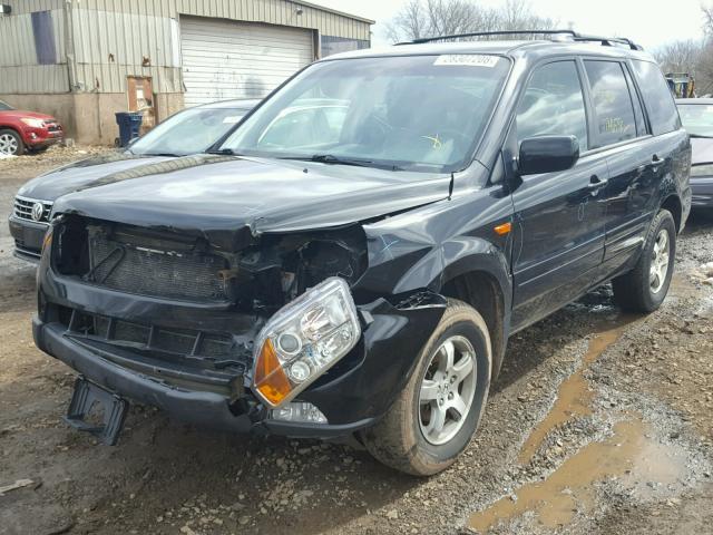 5FNYF18458B045432 - 2008 HONDA PILOT EX BLACK photo 2