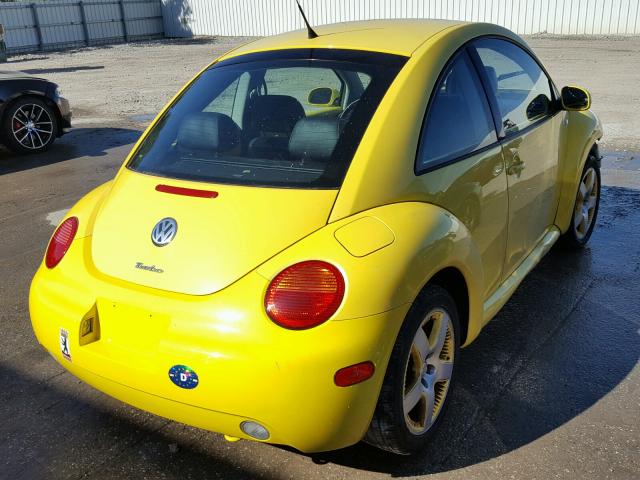 3VWCD21C62M455342 - 2002 VOLKSWAGEN NEW BEETLE 黄色 照片 4