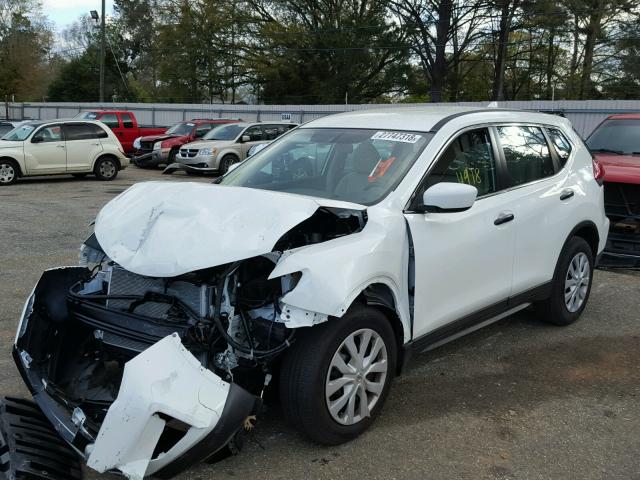 5N1AT2MT7HC746446 - 2017 NISSAN ROGUE S WHITE photo 2